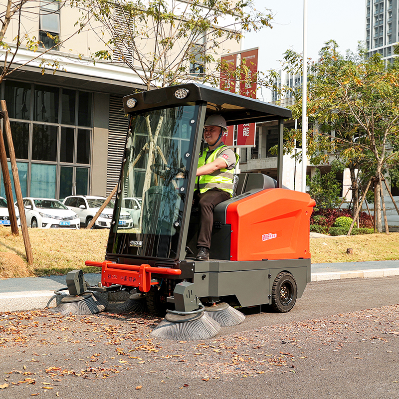 SIBEN Ride-On Floor Sweeper A800
