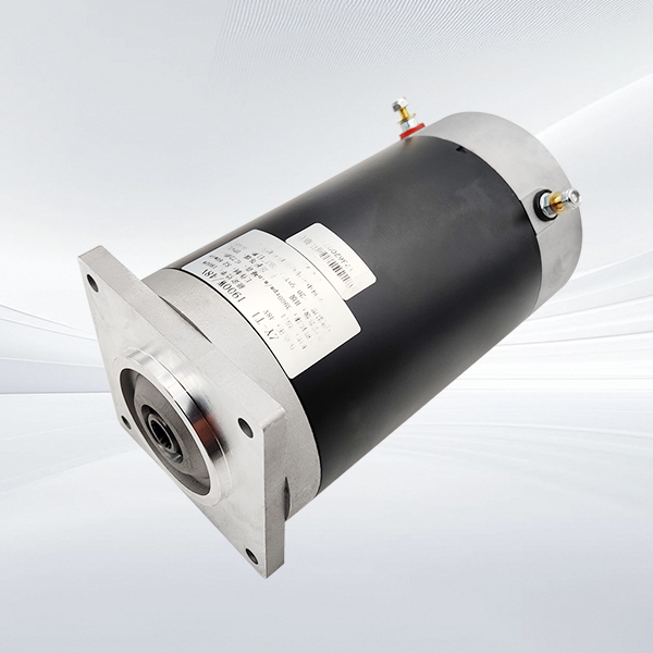 450W brushless drive motor, maintenance-free drive axle, smooth and durable power