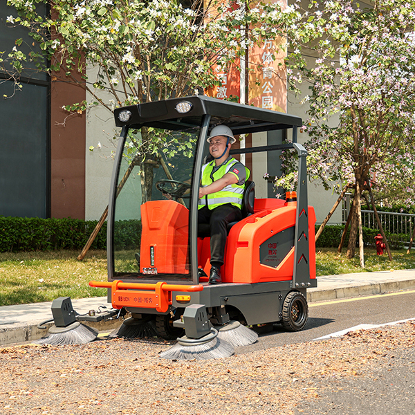 Long-lasting power to meet large-area cleaning operations