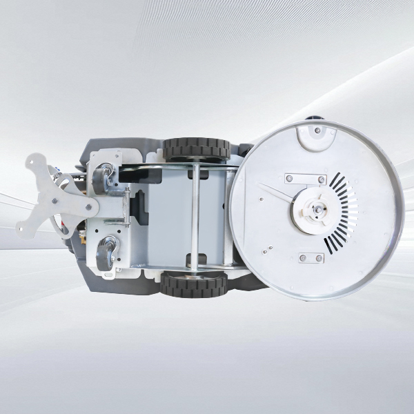 Chassis adopts a lightweight frame structure