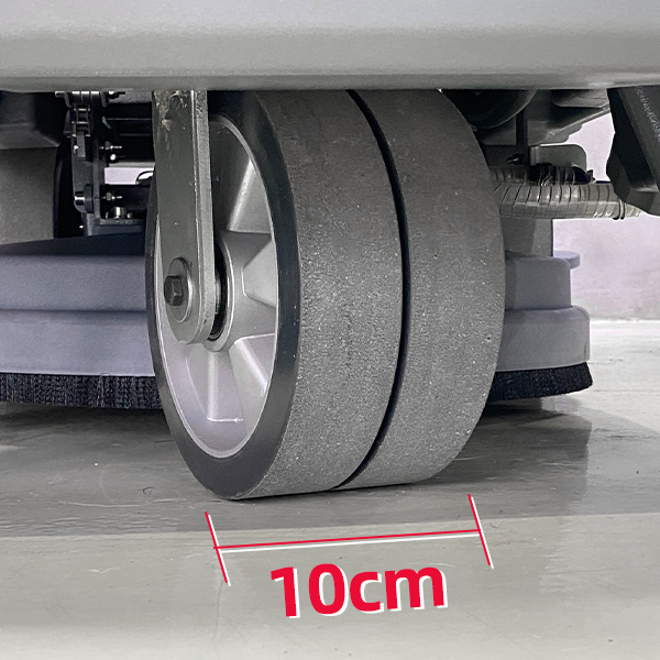 10cm Widened front wheel, wear-resistant and anti-slip for improved traction