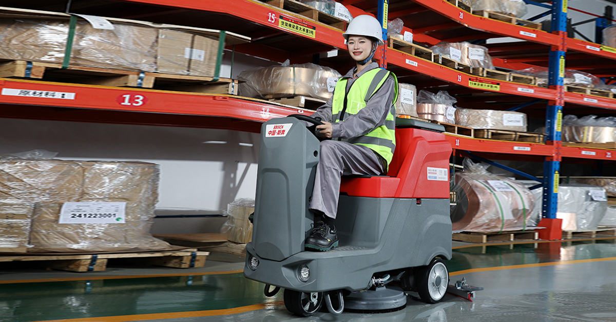 Ride-On Floor Scrubber X6 (4).jpg