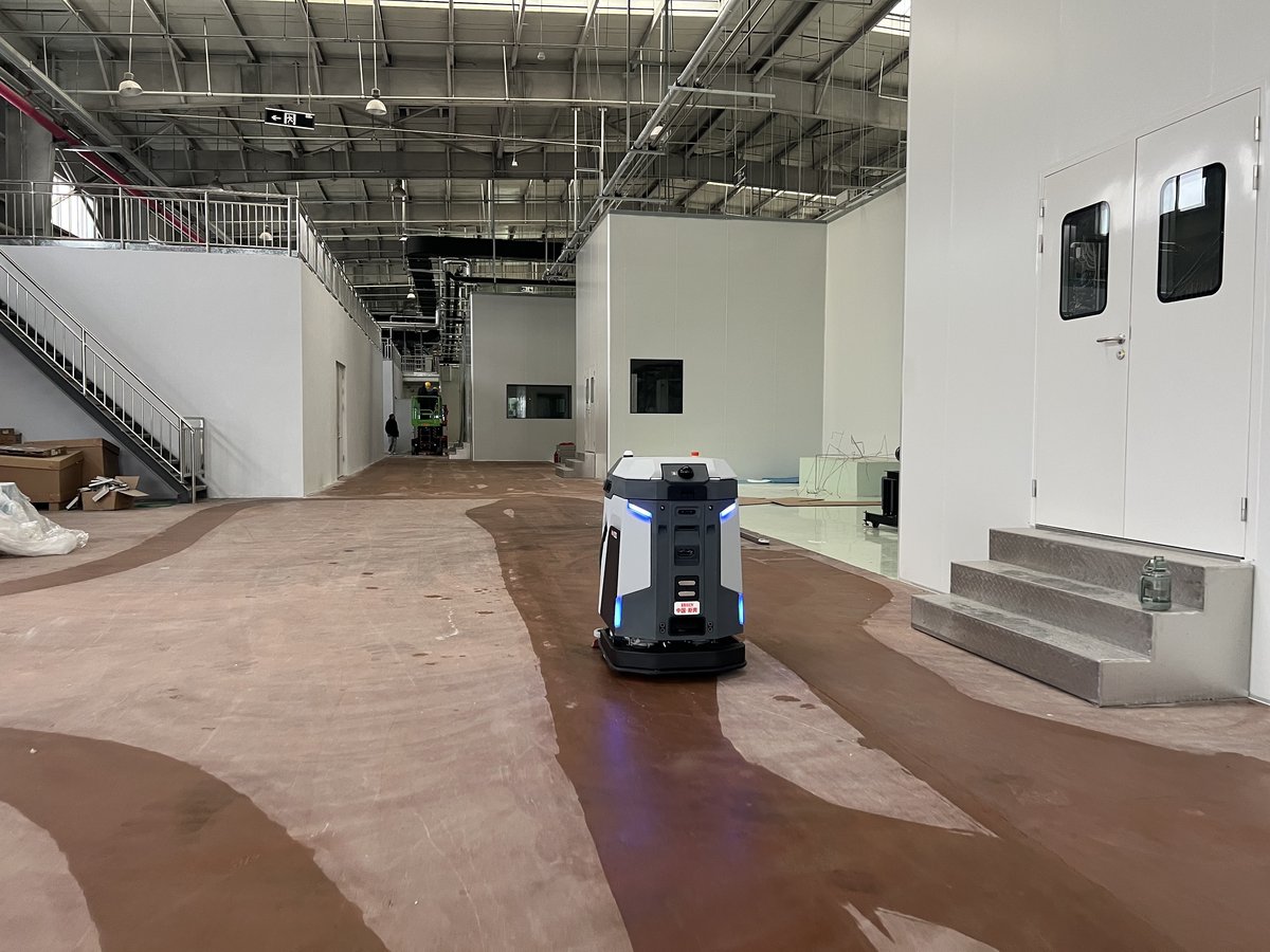 Siben Thunder God GT robot at Sanchong Mirror Industry - robot maintenance ledger and data dashboard Siben Thunder God GT cleaning robot maintenance ledger and data dashboard at Sanchong Mirror Industry