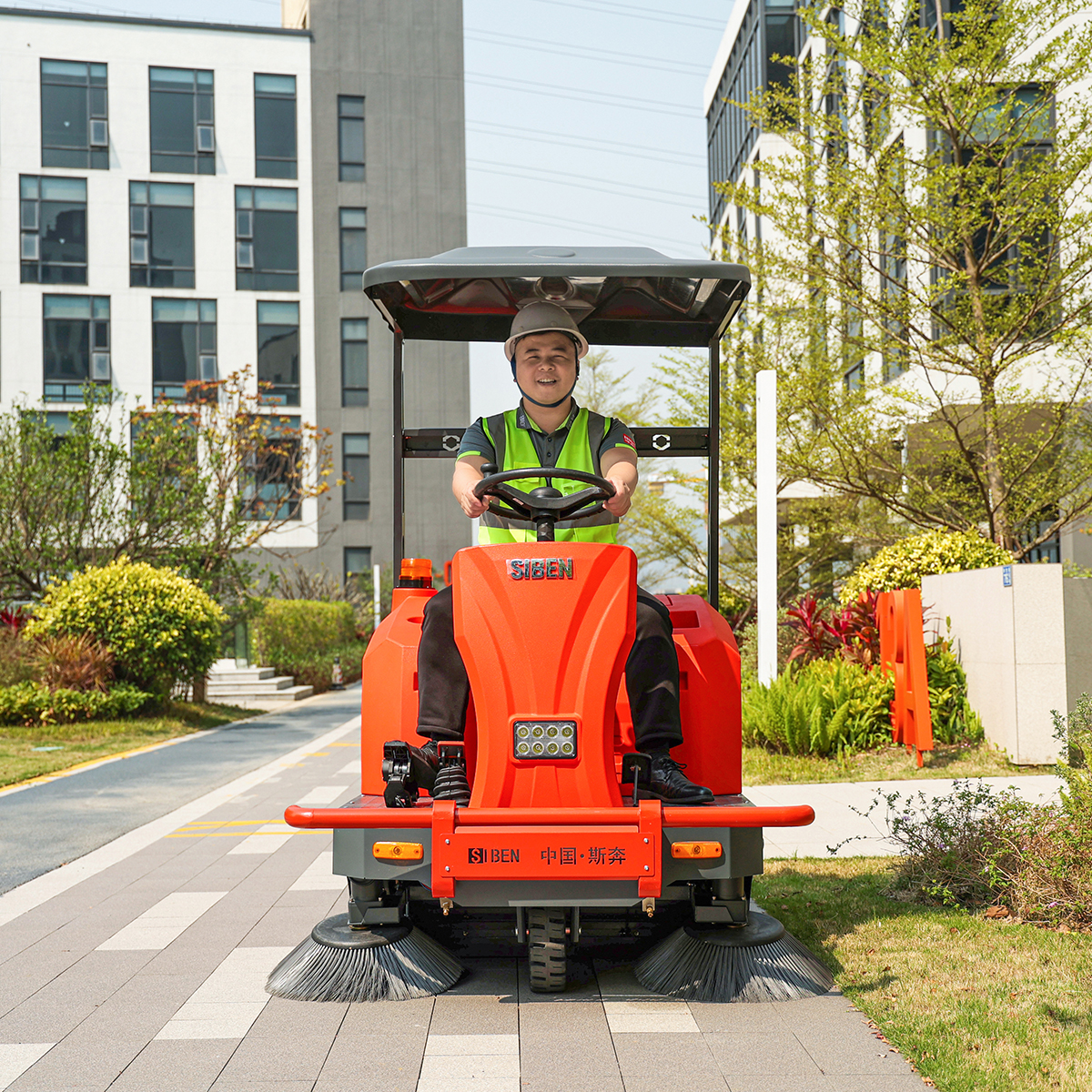 Ride-On Floor Sweeper A400 